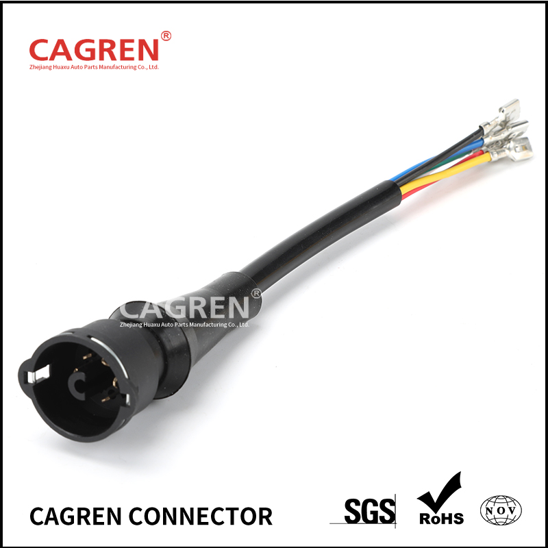 SCAZ-2-6-L Female connector for GAZELLE, KAMAZ, MAZvehicle rear lights with L250MM corrugated wire